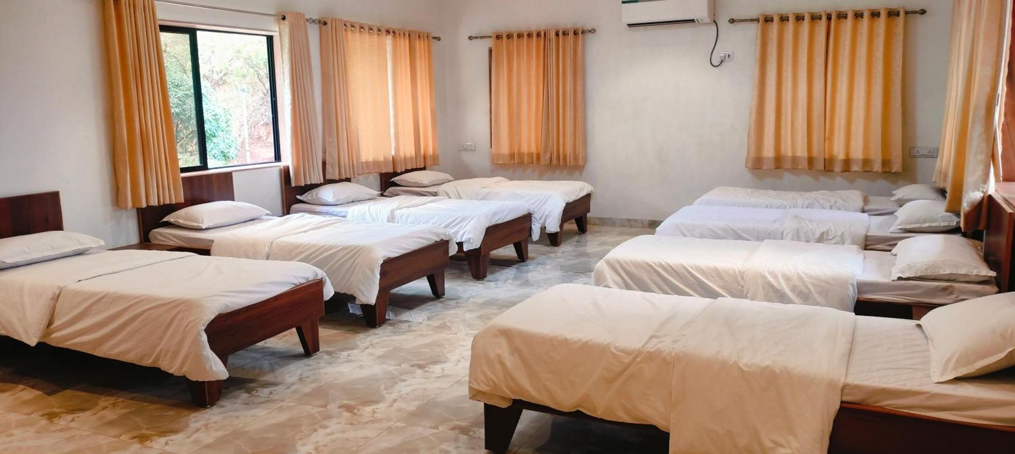 Golden Resort Igatpuri Esterno foto